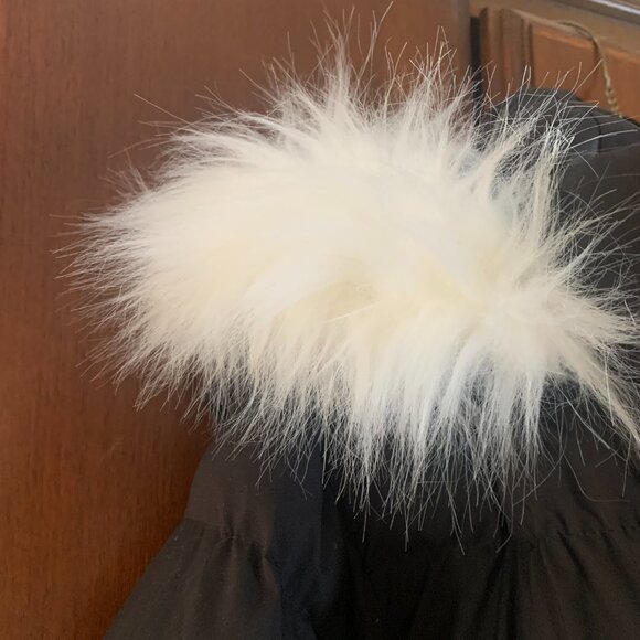 Sam Edelman black puffer jacket with fur lined hood size M - Picture 6 of 10